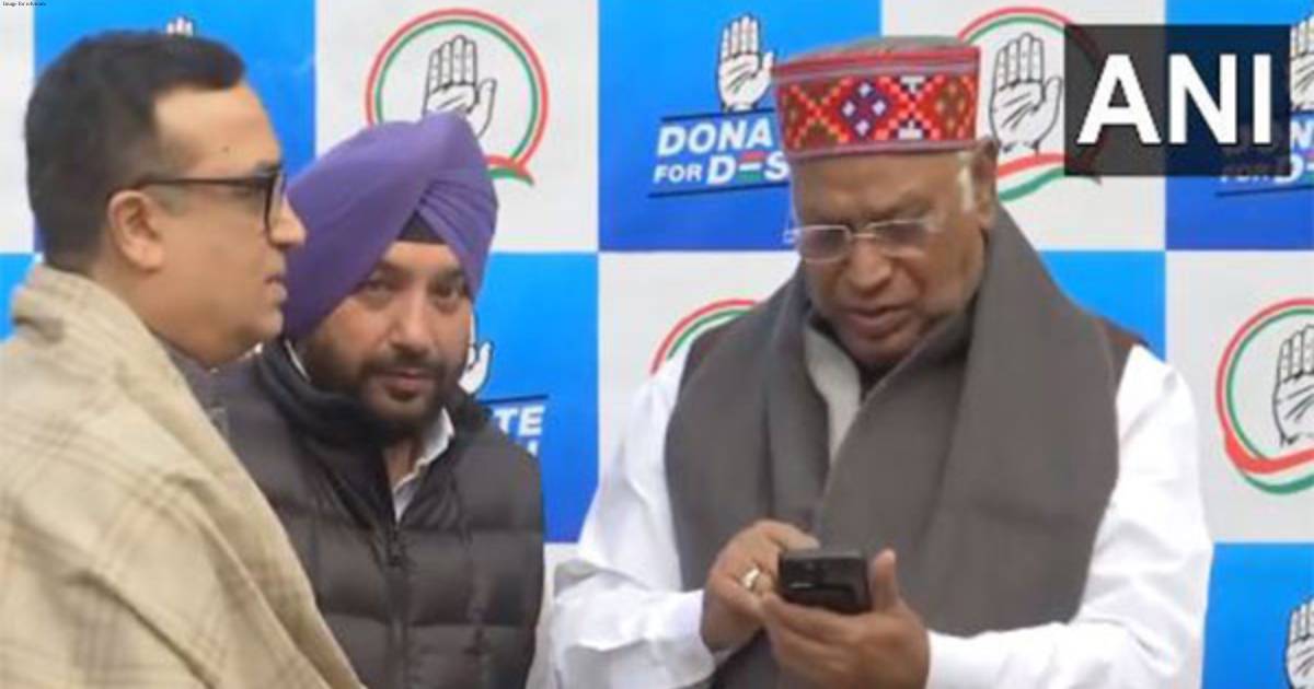 Congress launches crowdfunding campaign 'Donate for Desh'